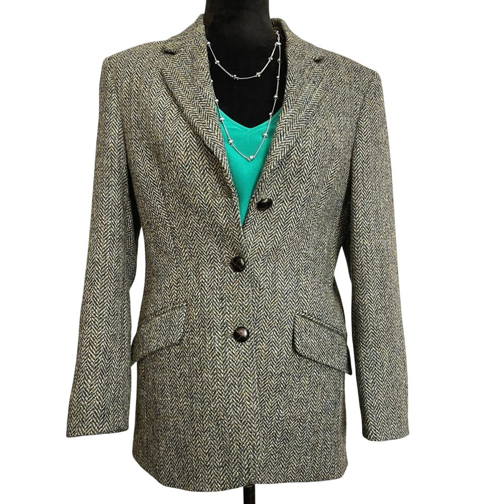 Classic Herringbone Blazer in Gray